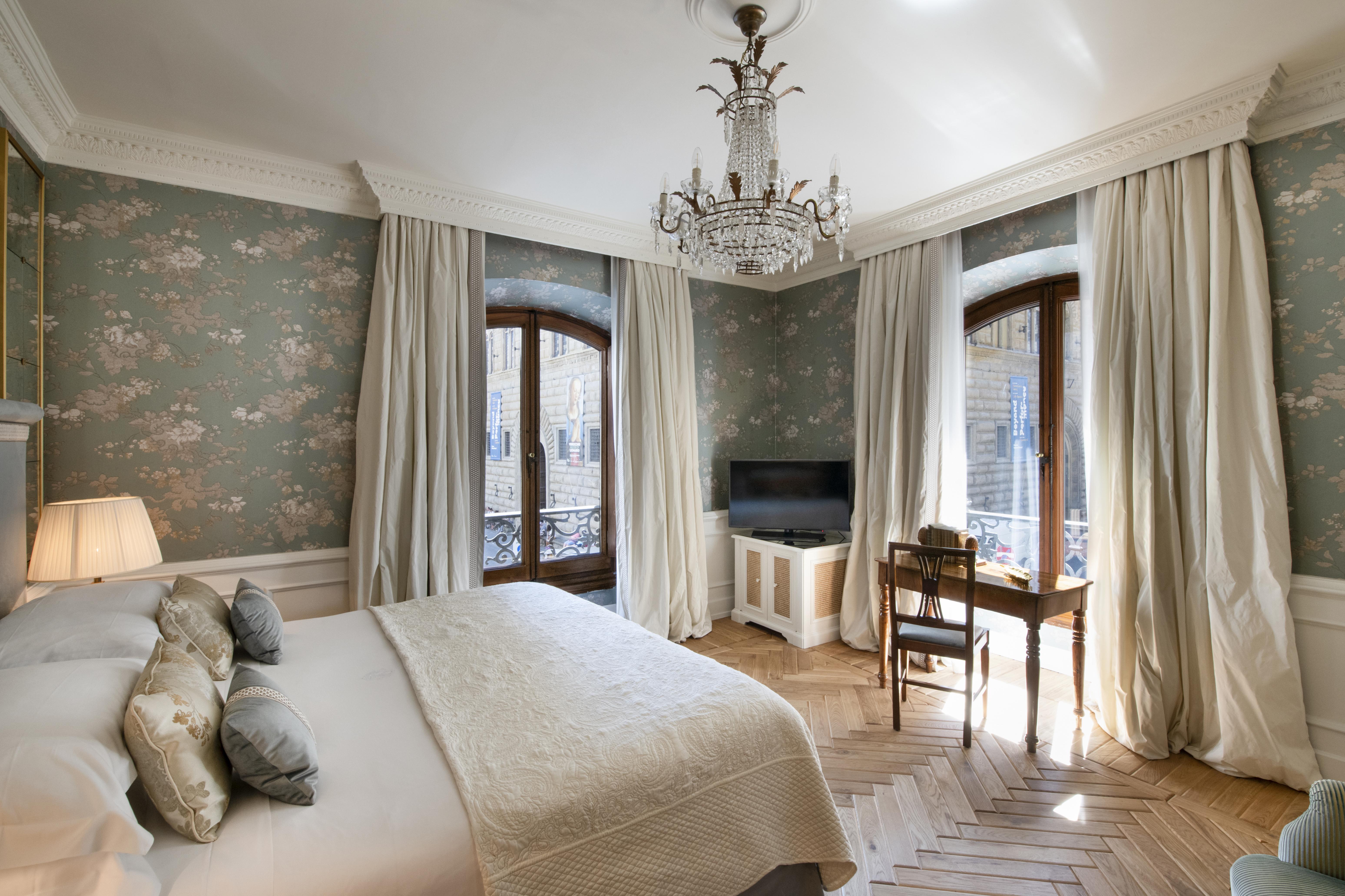 เฮลเวเชียแอนด์บริสตอล - สตาร์โฮเต็ล กอลเลซิโอเน Hotel ฟลอเรนซ์ ภายนอก รูปภาพ A room at Hotel Gran Vía