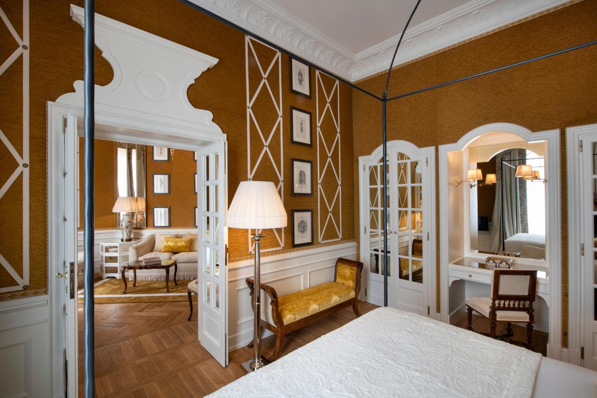 เฮลเวเชียแอนด์บริสตอล - สตาร์โฮเต็ล กอลเลซิโอเน Hotel ฟลอเรนซ์ ภายนอก รูปภาพ Suite at the Hotel Axelmannstein