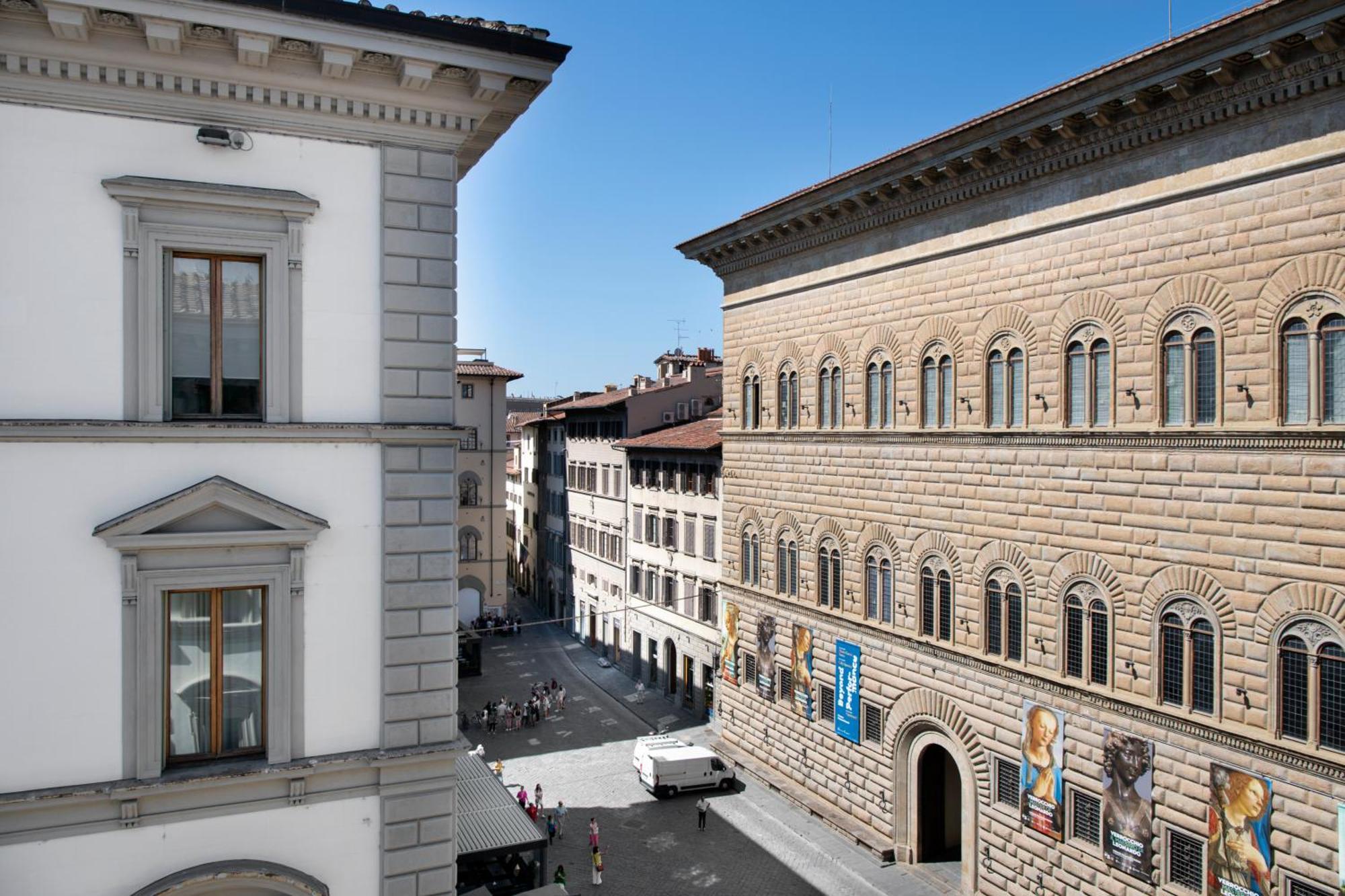 เฮลเวเชียแอนด์บริสตอล - สตาร์โฮเต็ล กอลเลซิโอเน Hotel ฟลอเรนซ์ ภายนอก รูปภาพ Palazzo Corsini